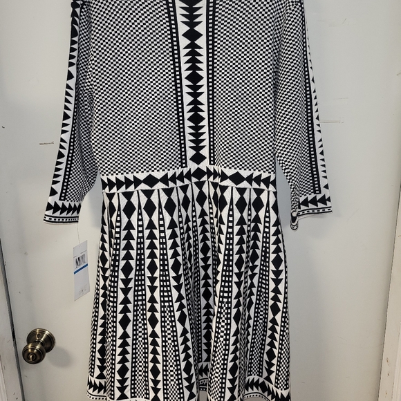 Sweater Dress - Picture 7 of 8